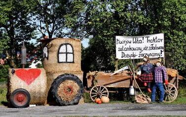 Dożynki Powiatowe: Witacze gmina Siennica R&oacute;żana 7