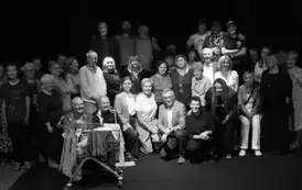 Antygona w Nowym Jorku w Siennicy R&oacute;żanej 1