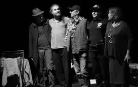 Antygona w Nowym Jorku w Siennicy R&oacute;żanej 2